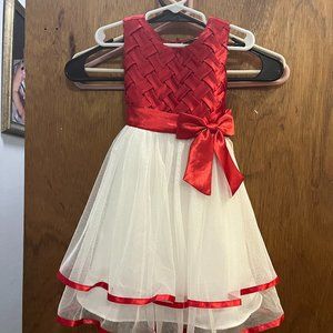 Girl's size 3T Red & White Dress Christmas Dress by Rare Edition